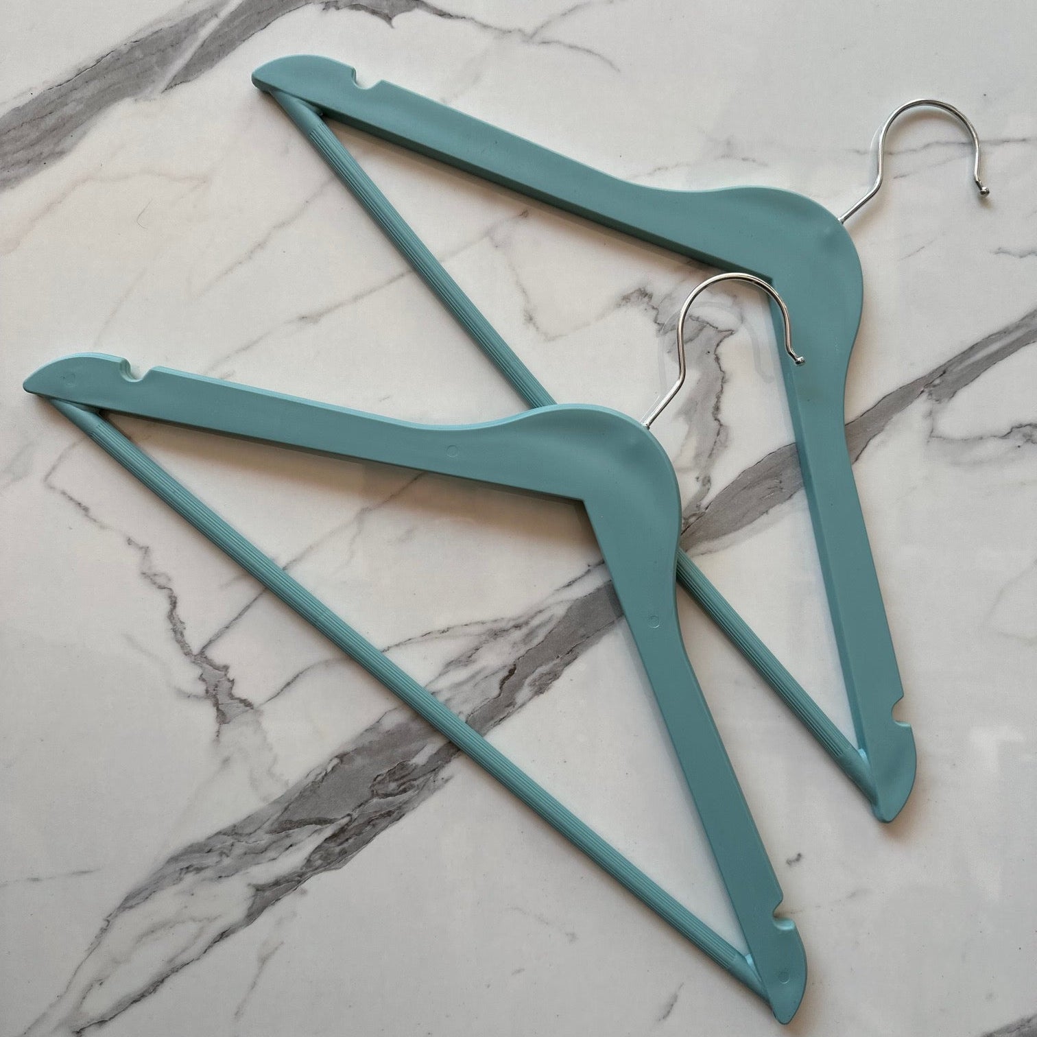 Moulded Plastic Blouse Hanger with Bar Box of 25
